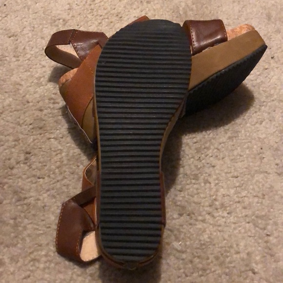 Wedges - Picture 2 of 4